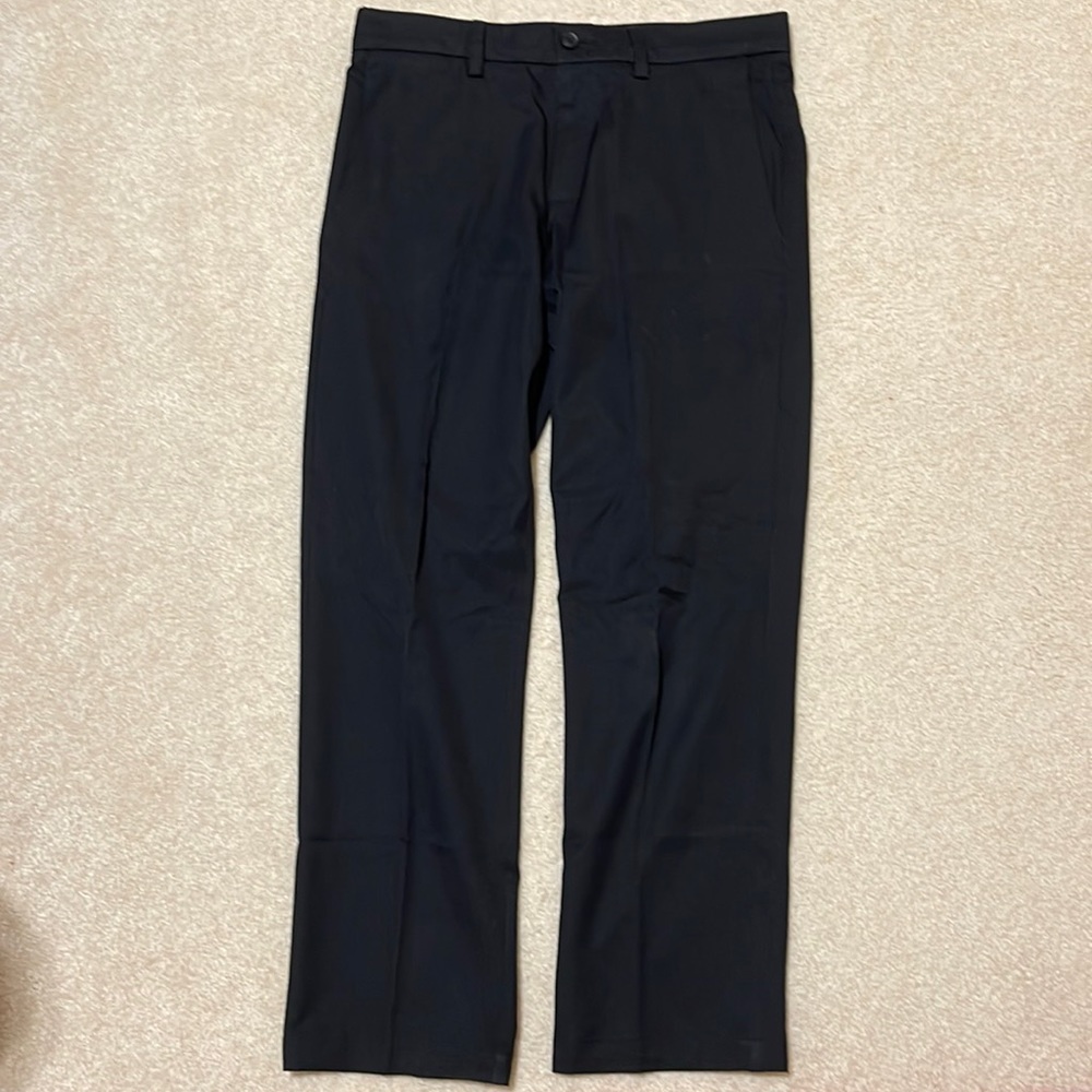 Haggar “In Motion” 32x30 Black Pant